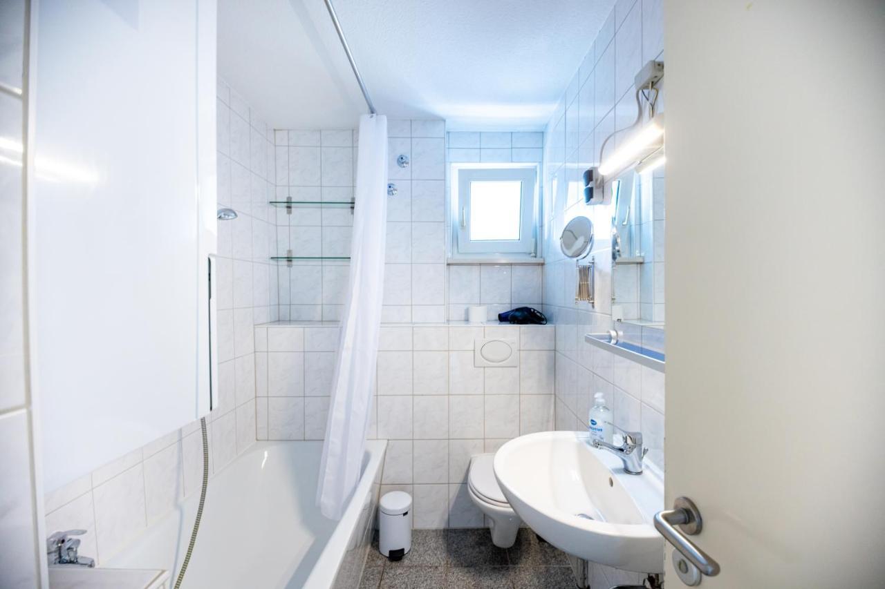 Appartement Mit Balkon Und Festungsblick